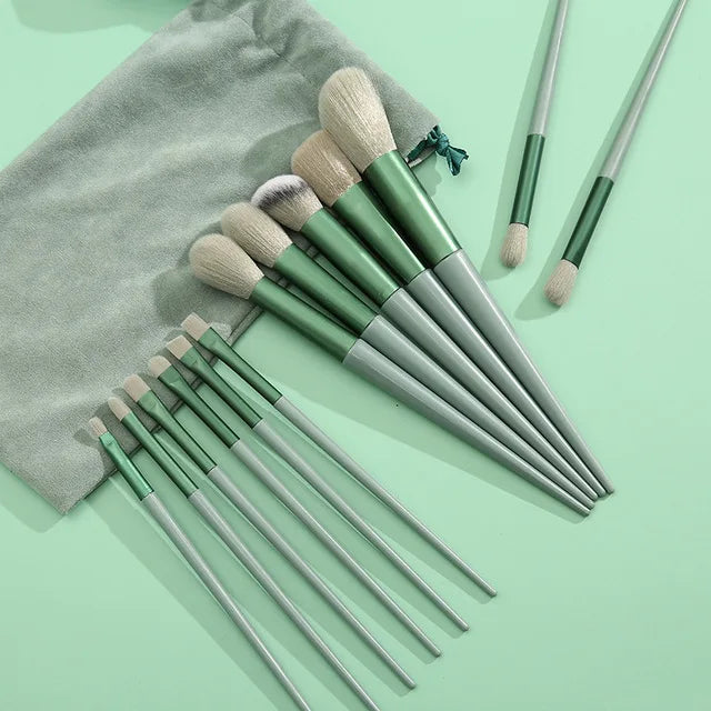 13Pcs Makeup Brush Set – Eyeshadow, Foundation & Blush Cosmetic Brushes with Travel Bag