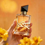 Women's 1 fl oz Elegant Square Glass Bottle Floral Woody Fragrance Eau de Parfum