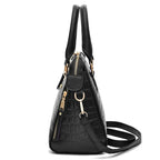 Women's Crocodile Pattern Tassel Shoulder Crossbody Bag