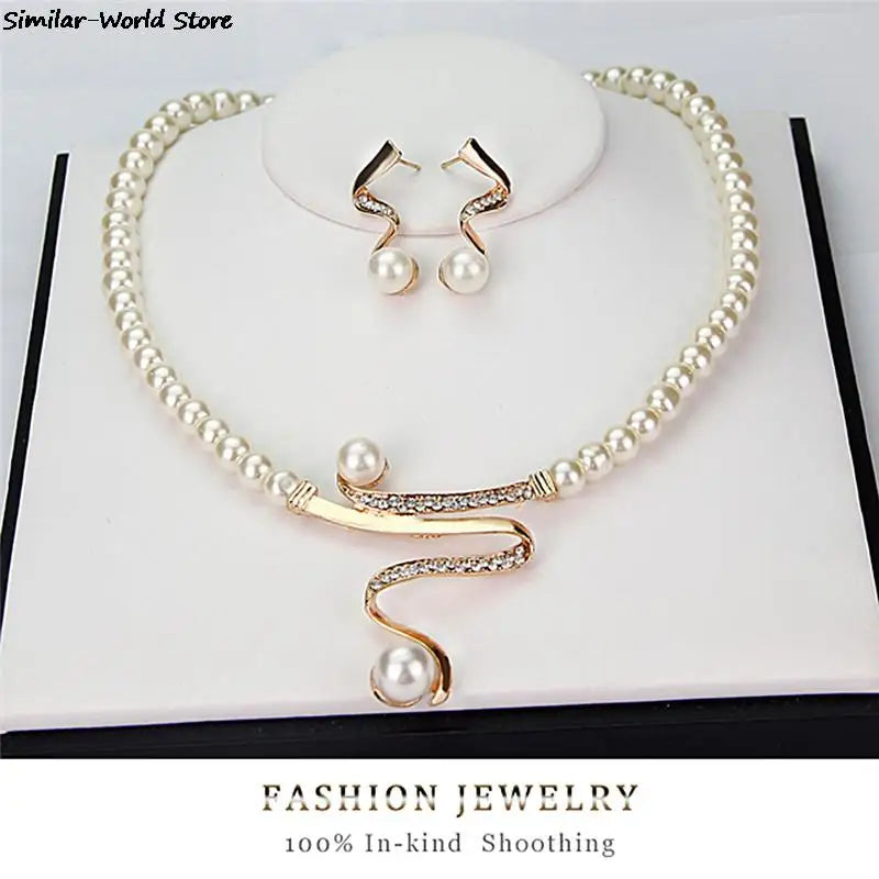 Women's Fashion Elegant Pearl Rhinestone Necklace Earrings Jewelry Set