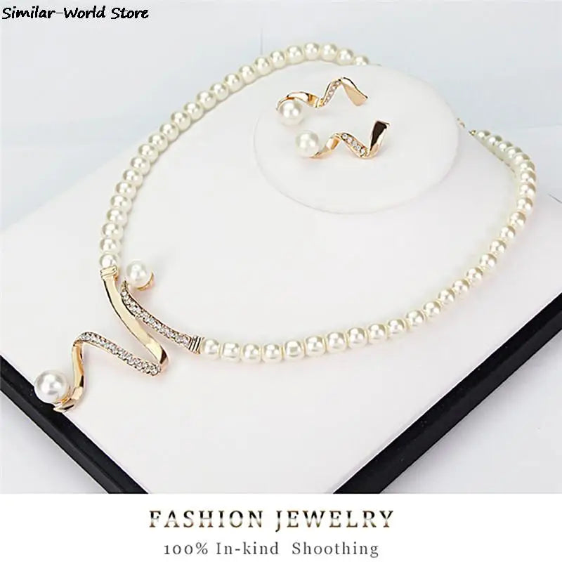 Women's Fashion Elegant Pearl Rhinestone Necklace Earrings Jewelry Set