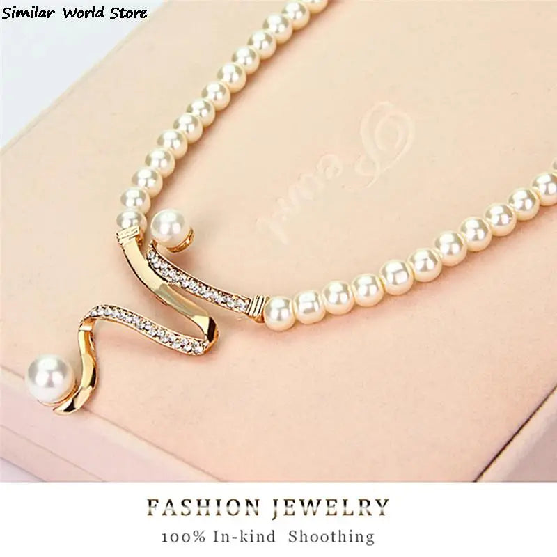 Women's Fashion Elegant Pearl Rhinestone Necklace Earrings Jewelry Set