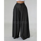 High-Waist Straight Leg Jeans with Chain Accents Women's Denim Trousers