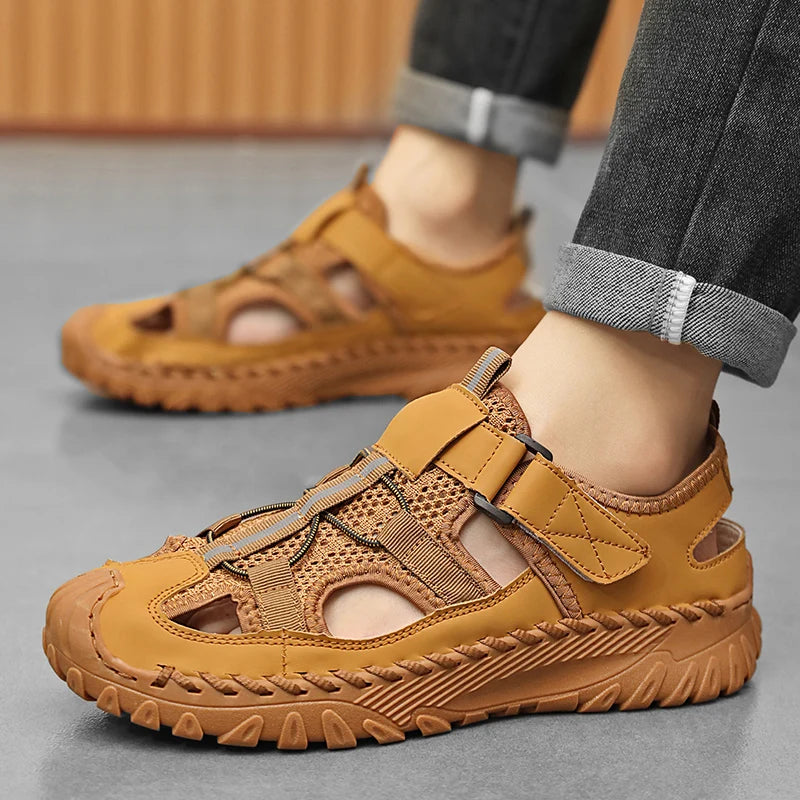 Men's Protective Toe Outdoor Sandals Breathable Mesh Quick Dry