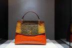 Women's Crocodile Pattern Cowhide Leather Shoulder Crossbody Bag
