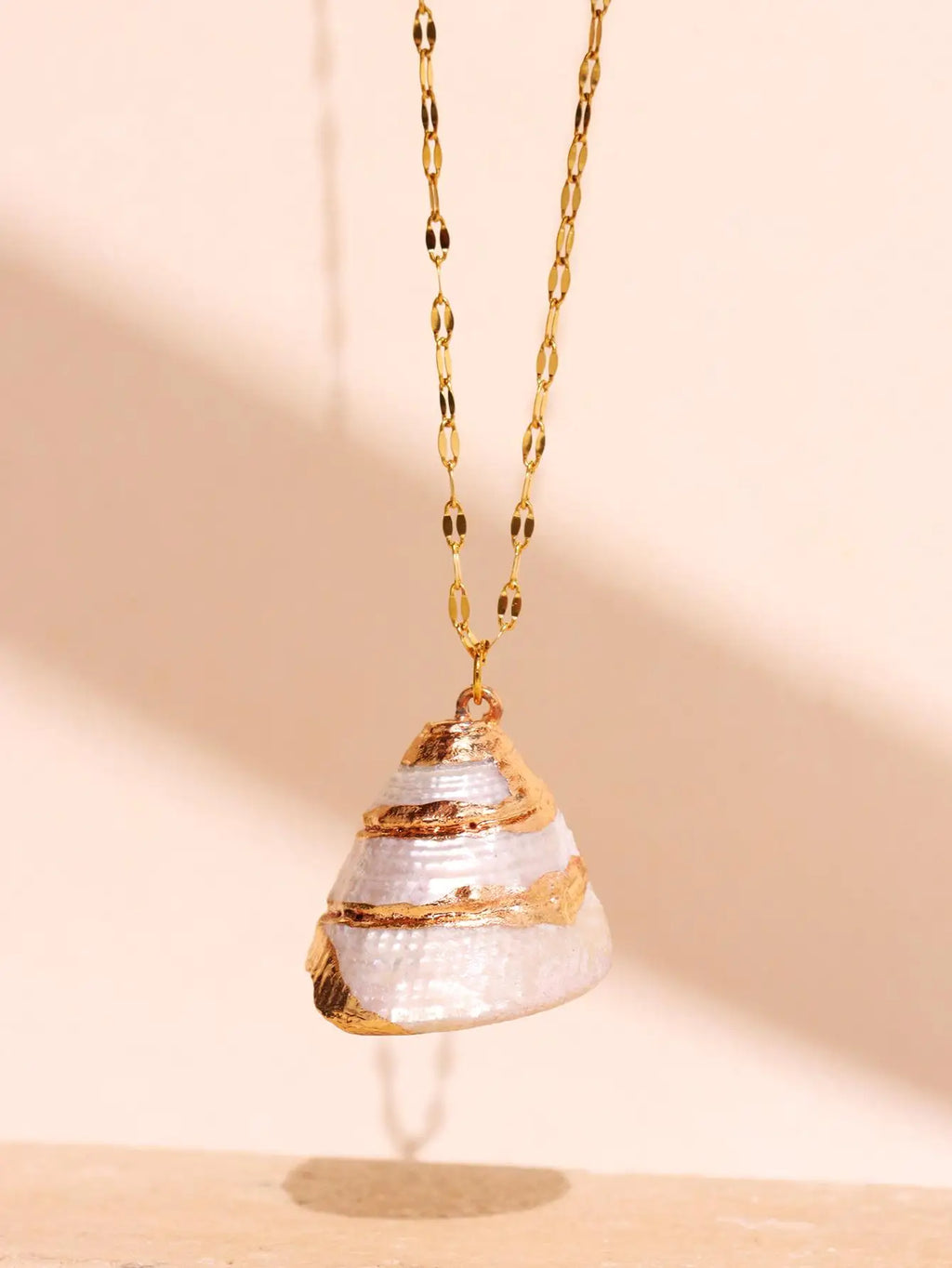 Women's Fashion Retro Gold-Tone Shell Layered Pendant Necklace