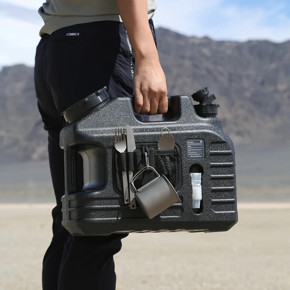 Portable Camping Water Container with Detachable Spigot and 3.4-Gallon Capacity