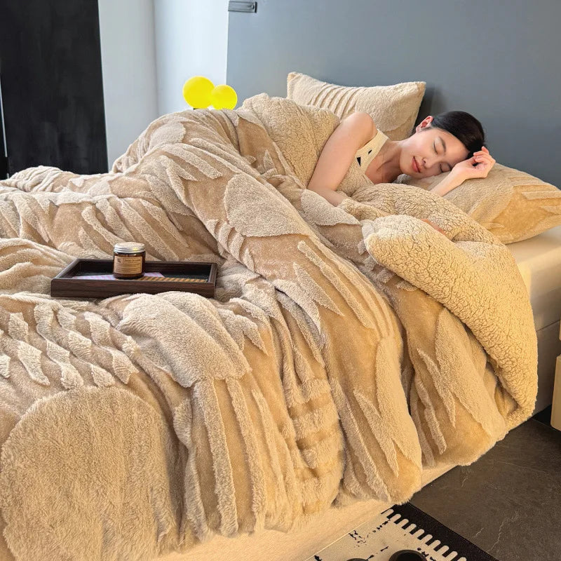 Three-Dimensional Jacquard Blanket and Double-Sided Fleece Throw