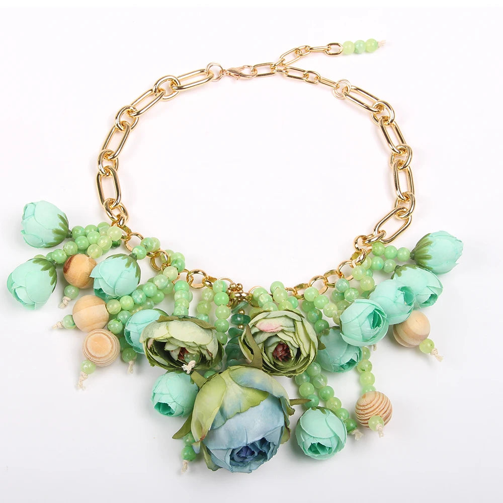 Women's Fashion Statement Three-Dimensional Rose Cluster Beads Necklace