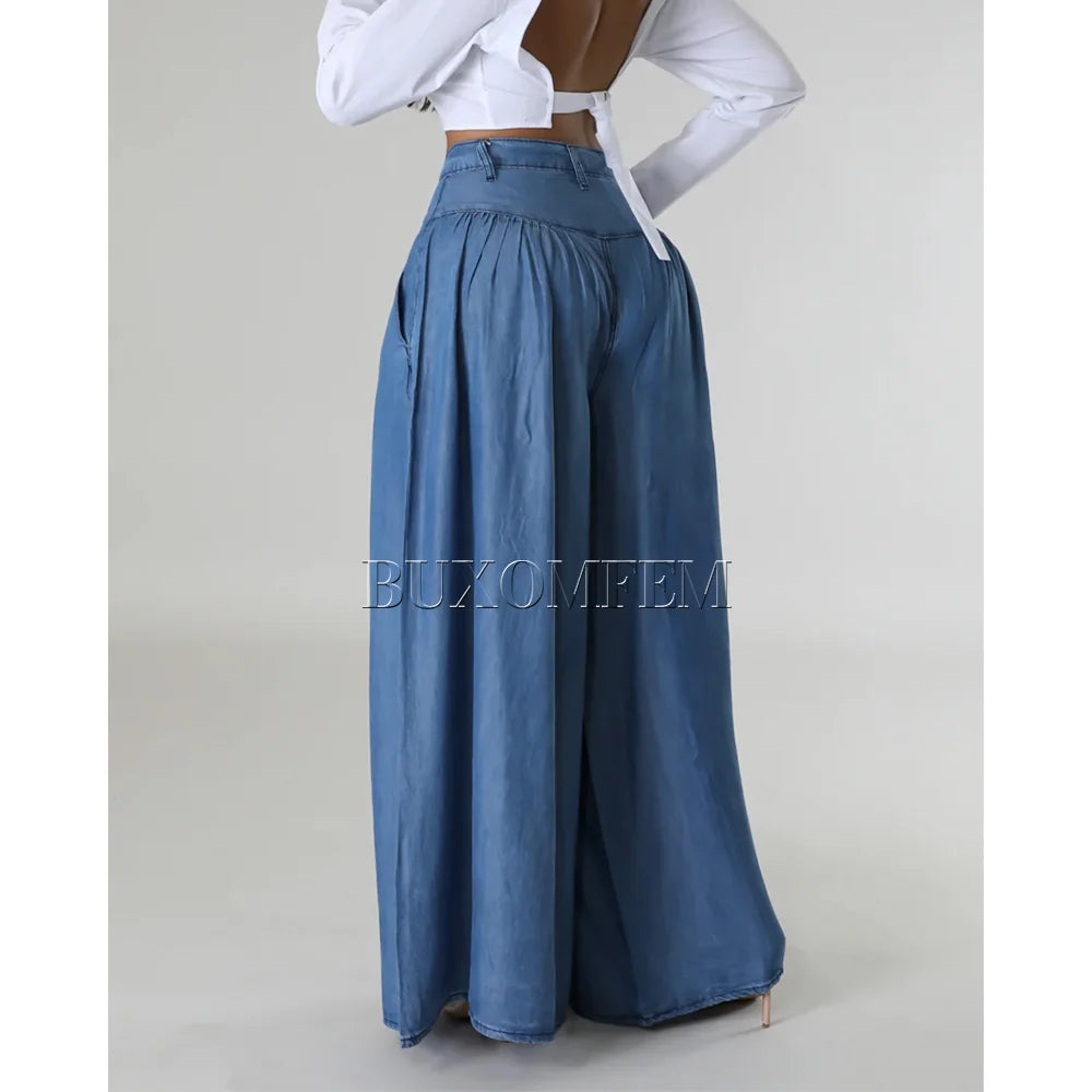 High-Waist Straight Leg Jeans with Chain Accents Women's Denim Trousers