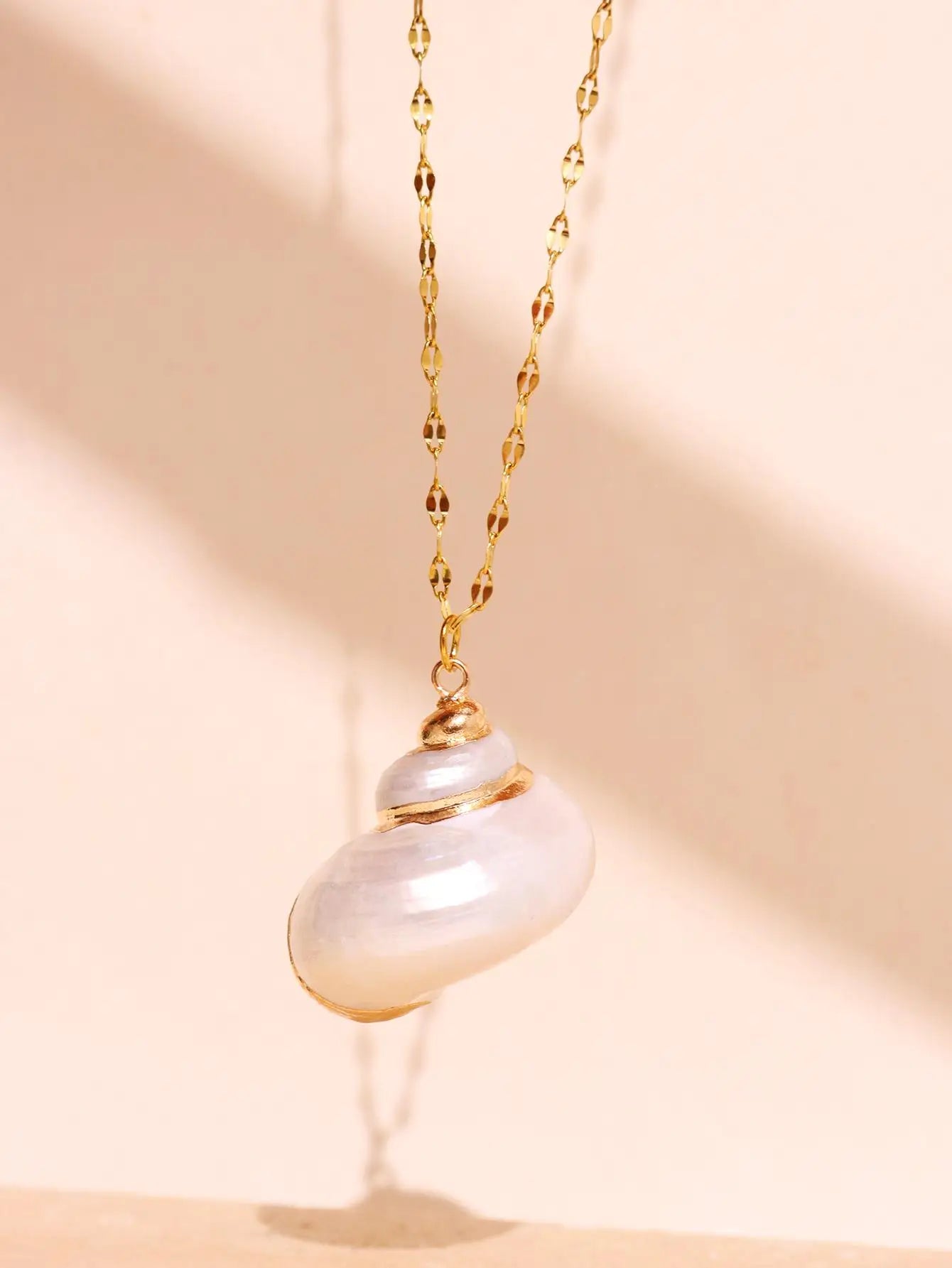Women's Fashion Retro Gold-Tone Shell Layered Pendant Necklace