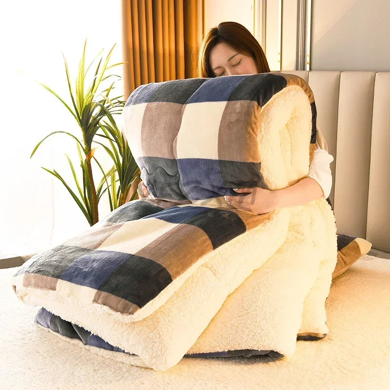 Thick Warm Fleece Quilt and Soft Fluffy Bedding Blanket
