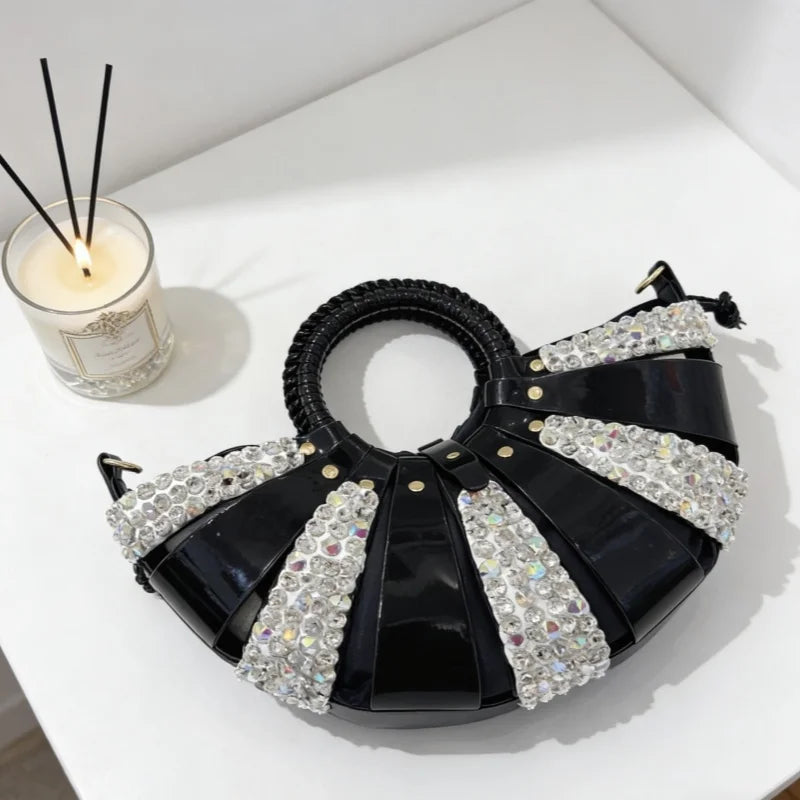 Women's Diamond Studded Hollow Out Shell Evening Clutch Bag ZZ00449