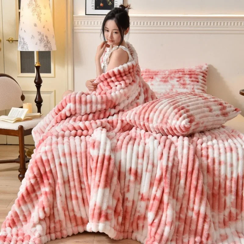 Gradient Soft Plush Flannel Blanket and Warm Coral Fleece Bed Throw