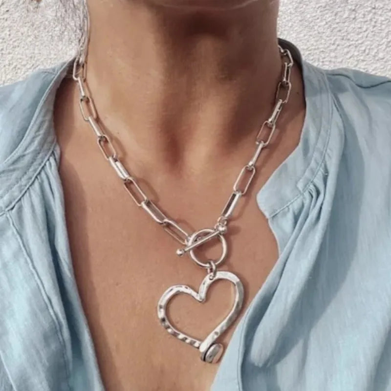 Women's Fashion Punk Big Love Heart Pendant Choker Necklace