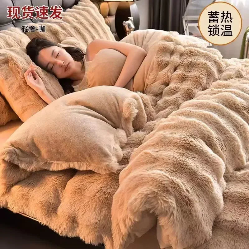 Thick Warm Faux Lambswool Blanket and Soft Cotton Quilt