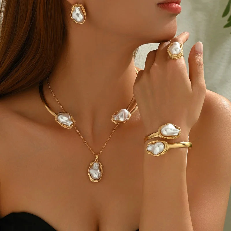 Women's Fashion Baroque Imitation Pearl Torque Necklace Jewelry Set