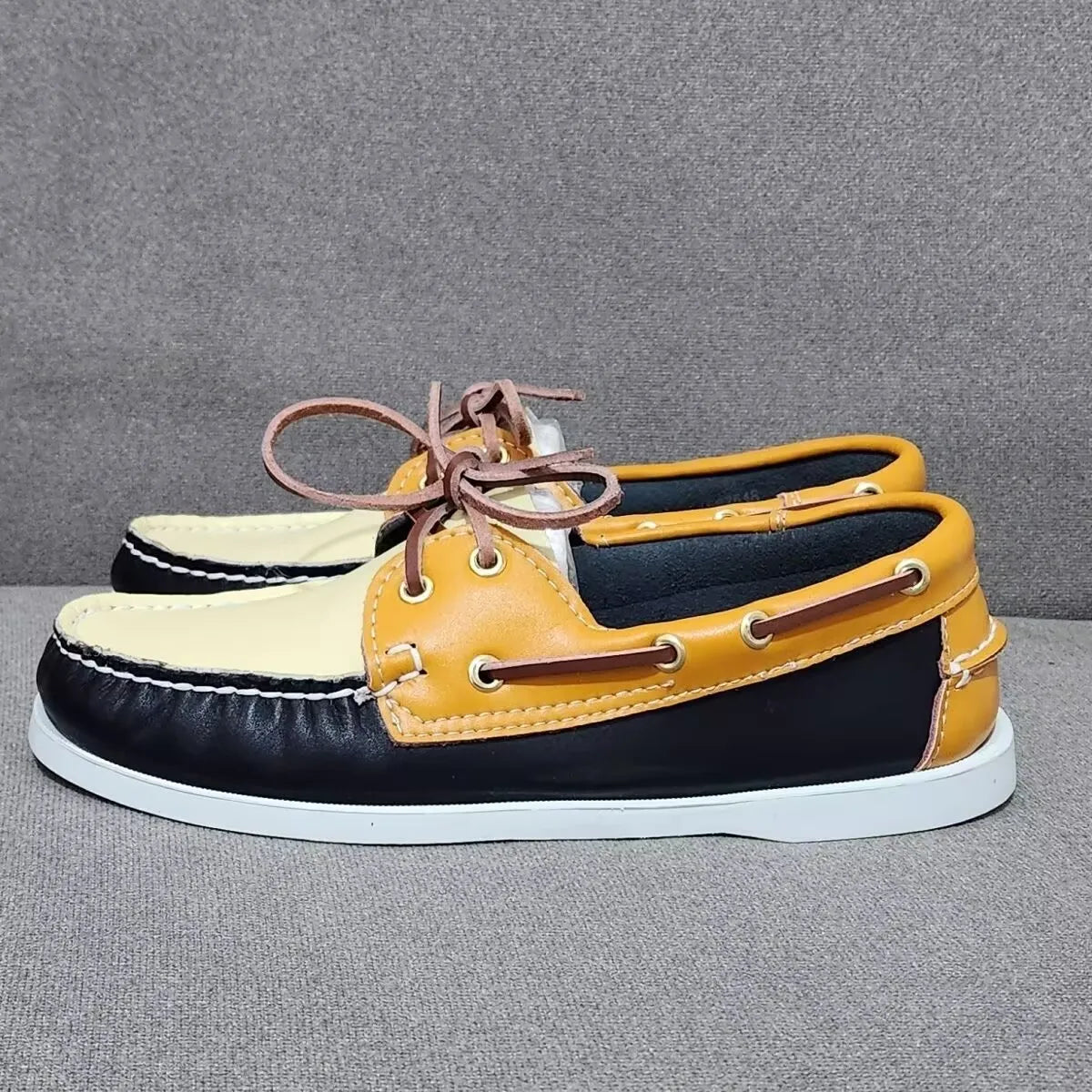 Men's Casual Low Top Lace-Up Fashion Sneakers