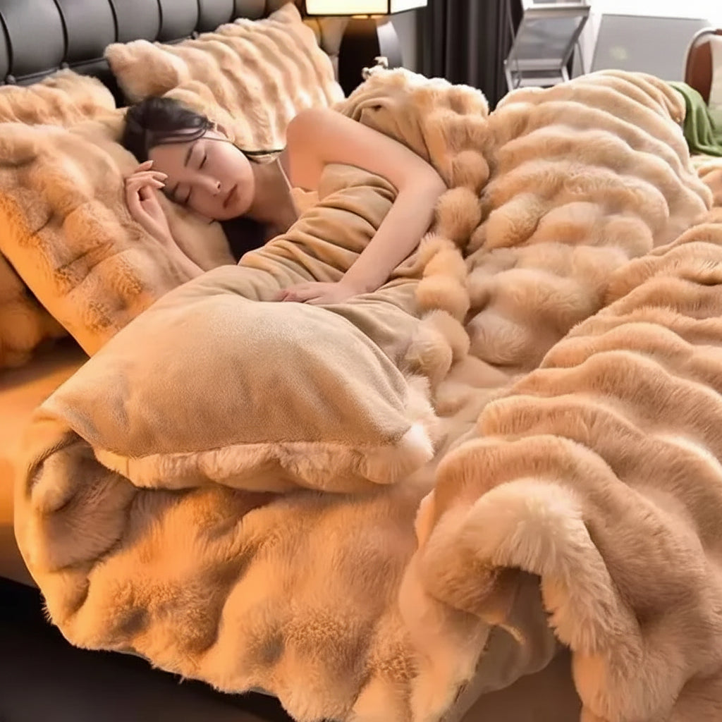 Thick Warm Faux Lambswool Blanket and Soft Cotton Quilt