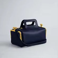 Women's Kiss Lock Frame Shoulder Bag and Clutch Purse