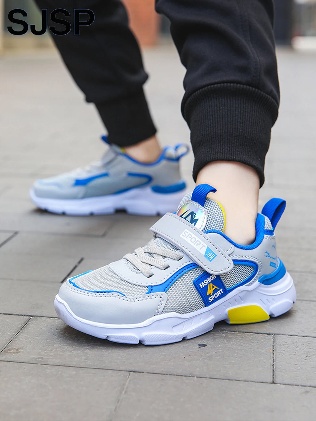 Kids' Breathable Mesh Lightweight Casual Running Shoes