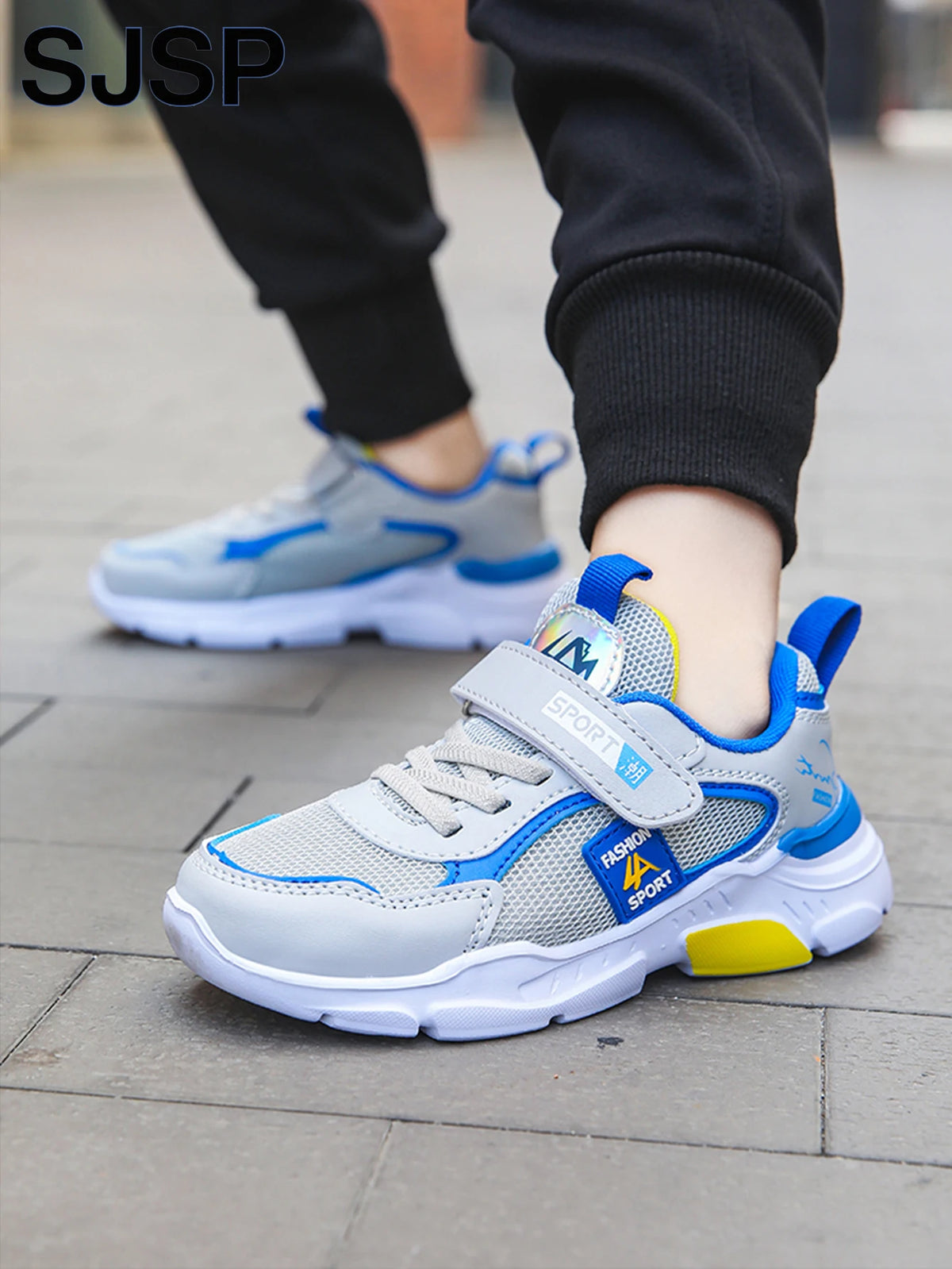 Kids' Breathable Mesh Lightweight Casual Running Shoes