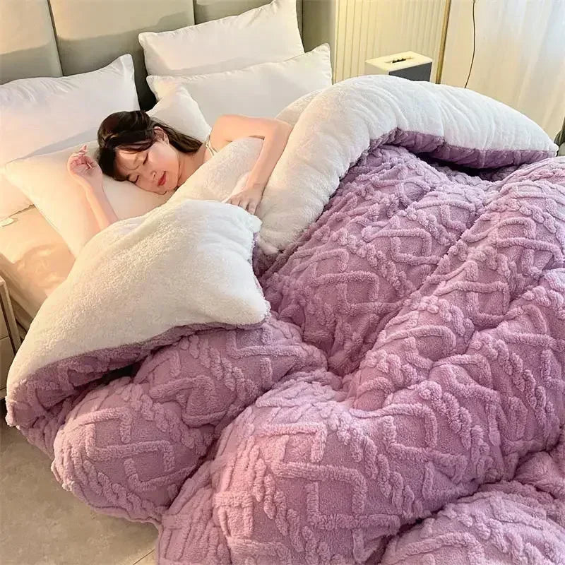 Thick Warm Faux Lambswool Blanket and Soft Plush Duvet Quilt