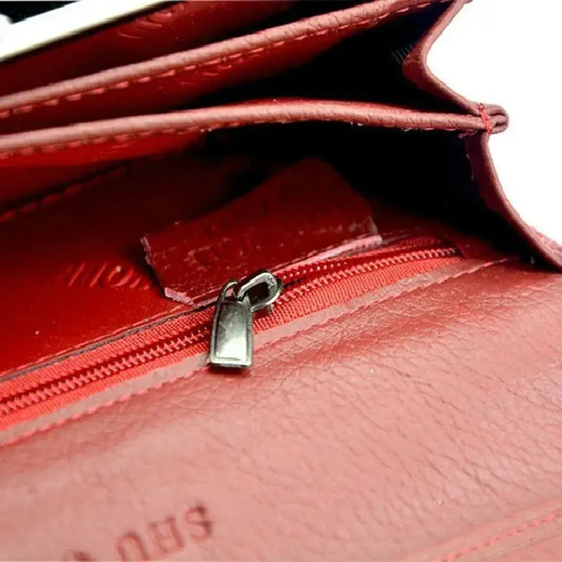 Women's Alligator Pattern Leather Clutch Wallet