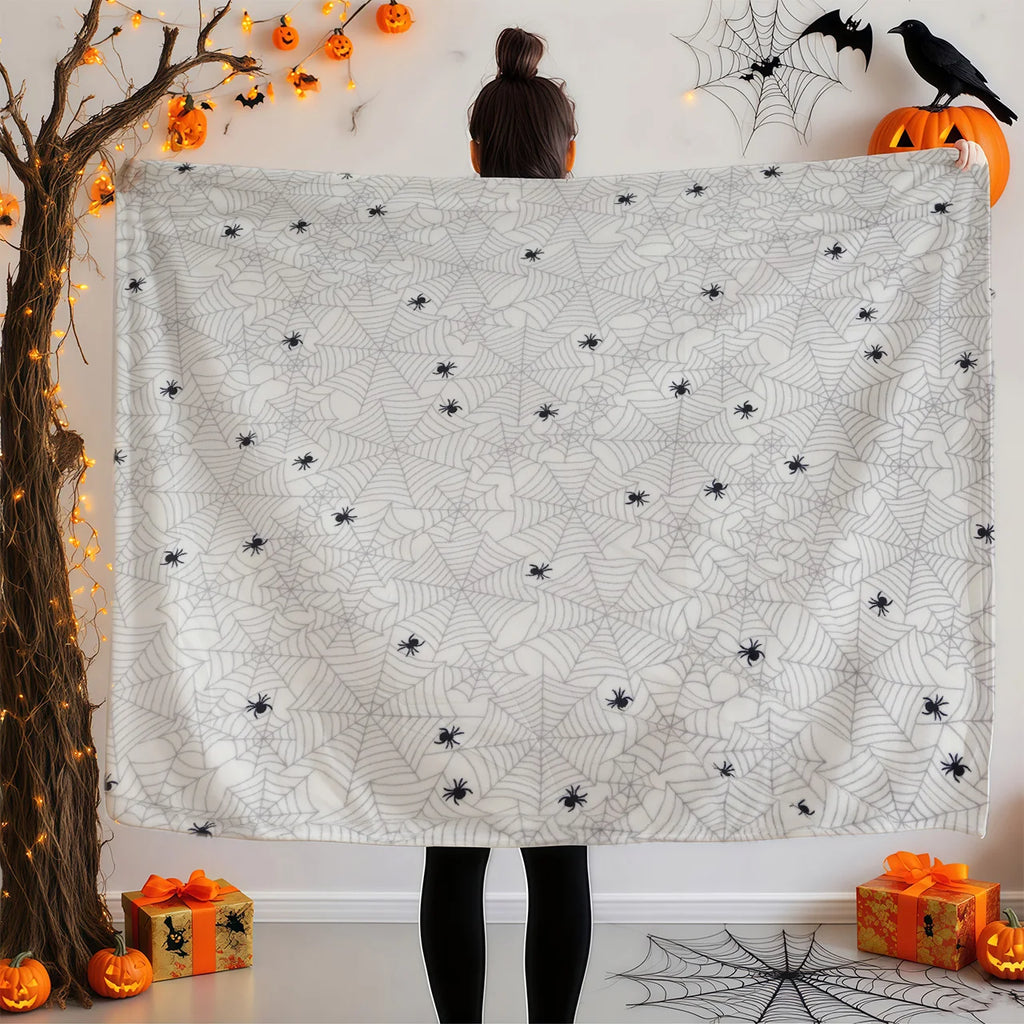Soft Knit Polyester Blanket and Cozy Bed Throw