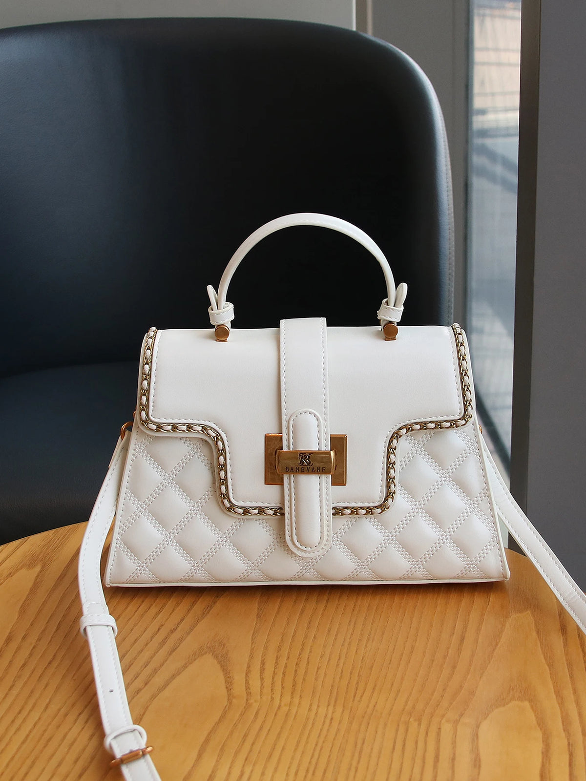 Women's Rhombic Embroidery Leather Handbag