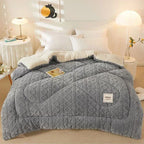 Thick Warm Faux Lambswool Blanket and Soft Plush Duvet Quilt