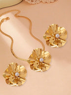 Women's Fashion Elegant Flower Inlaid Pearl Necklace and Earrings Set
