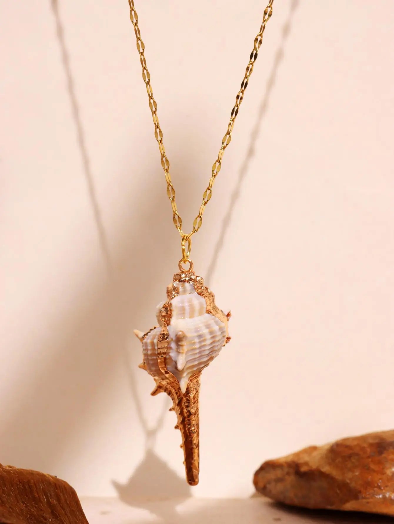 Women's Fashion Retro Gold-Tone Shell Layered Pendant Necklace