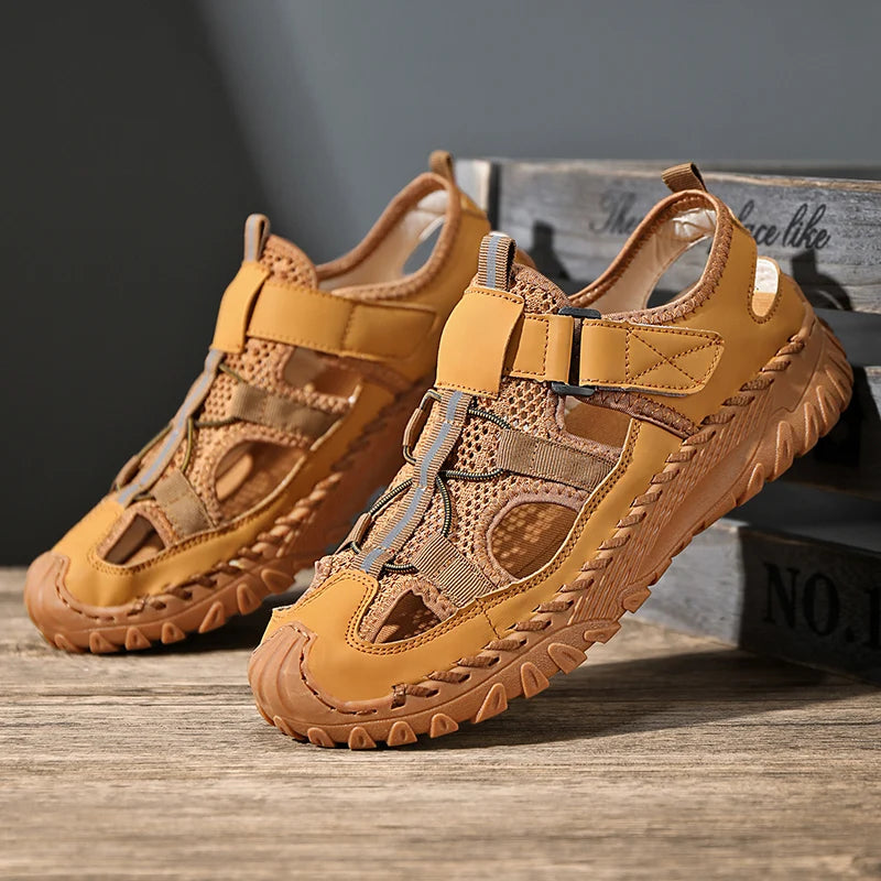 Men's Protective Toe Outdoor Sandals Breathable Mesh Quick Dry