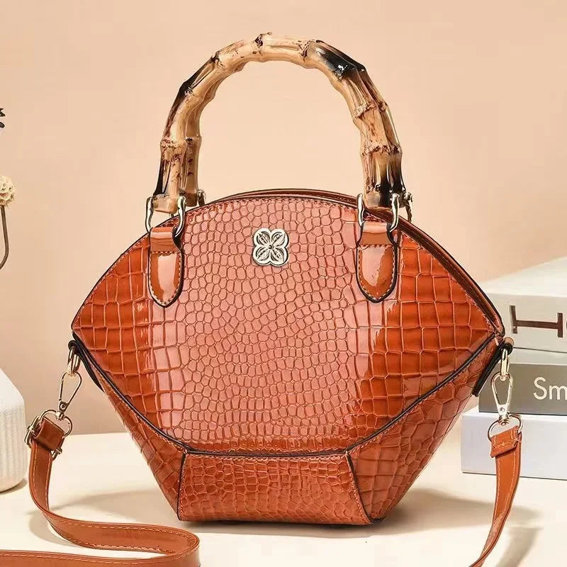 Women's Retro Stone Pattern Patent Leather Shoulder Handbag