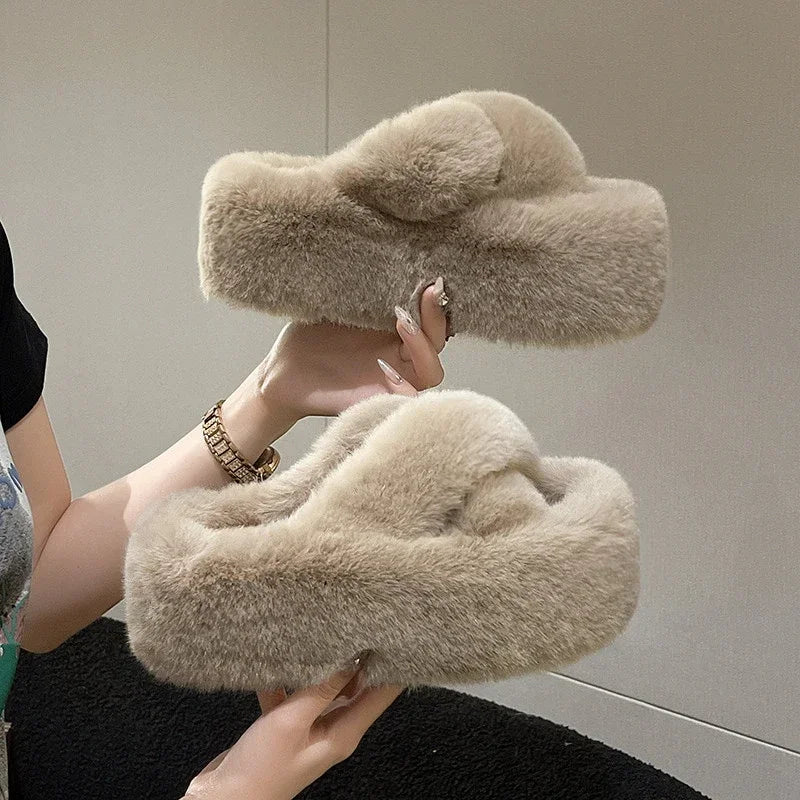 Women's Faux Fur Platform Slippers Soft Plush Indoor House Shoes