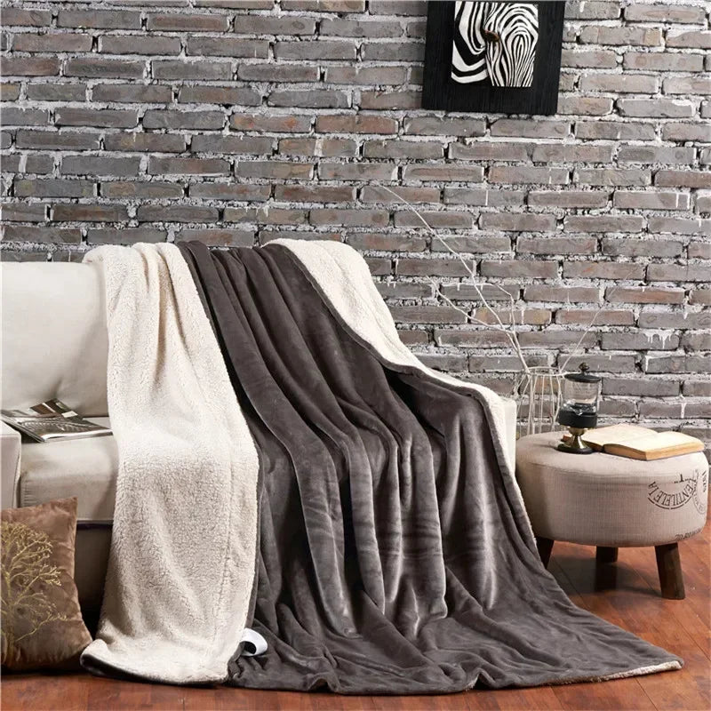Thick Warm Flannel Quilt and Lamb Fleece Duvet Blanket