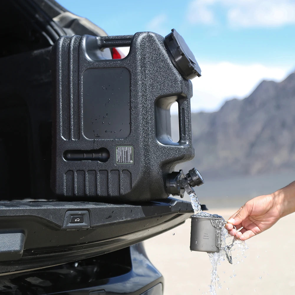 Portable Camping Water Container with Detachable Spigot and 3.4-Gallon Capacity