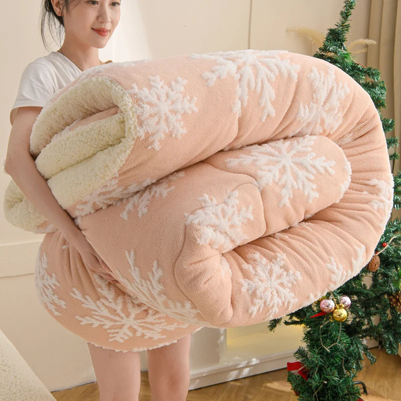 Thick Snowflake Fleece Blanket and Warm Faux Lambswool Throw