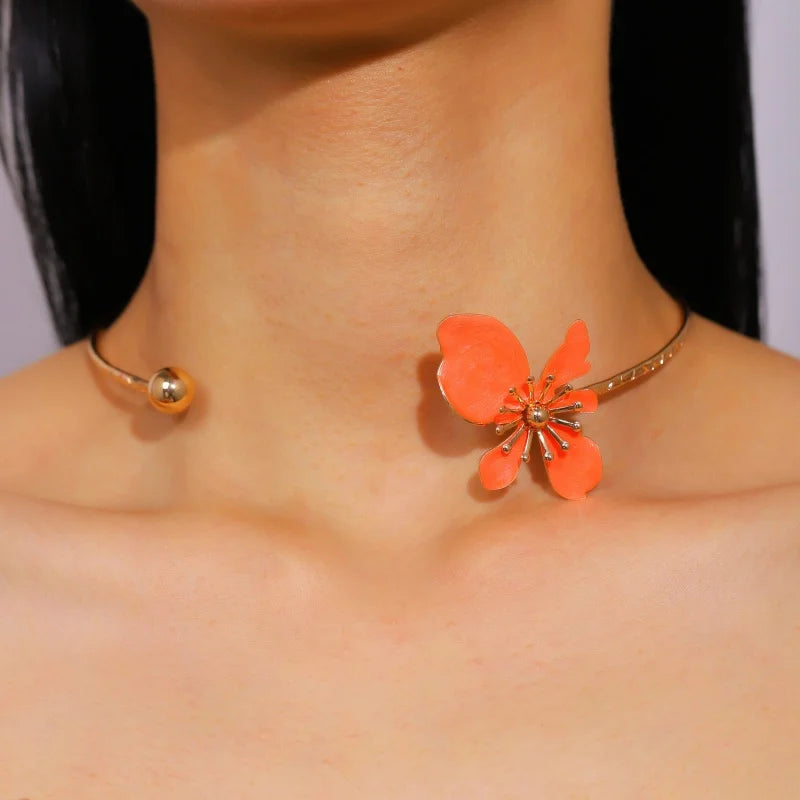 Women's Fashion Elegant Enamel Flower Gold Plated Choker Necklace