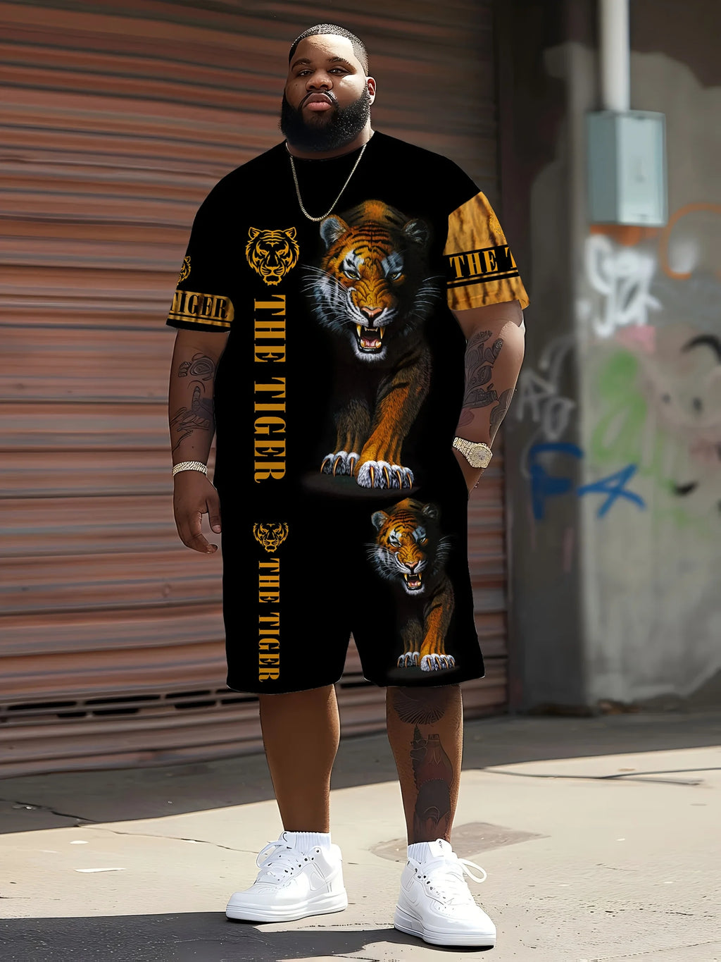 Men's Tiger Print Round Neck T-Shirt and Drawstring Shorts Set