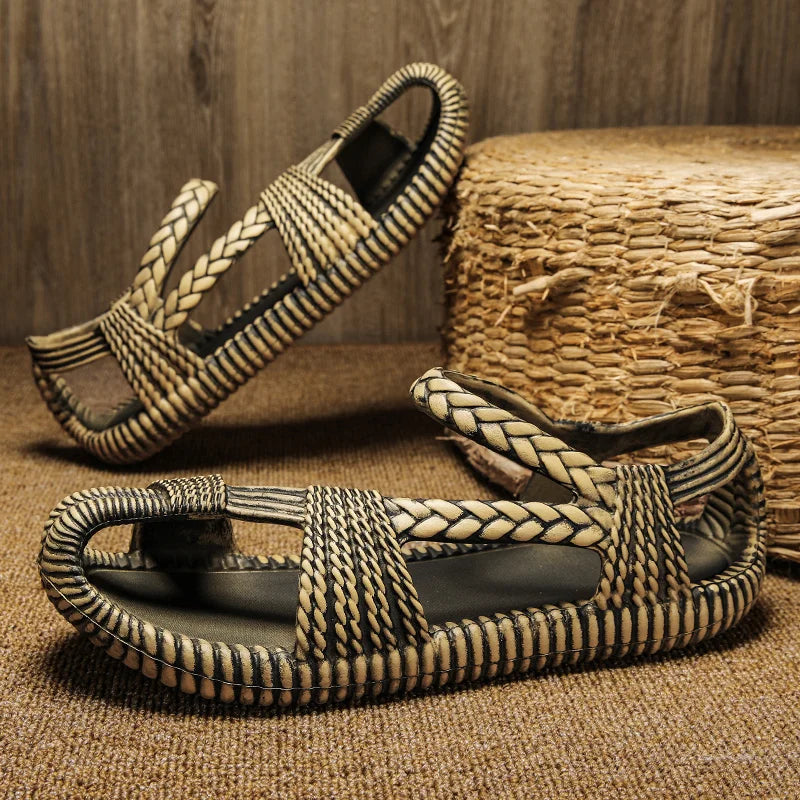 Men's Straw Summer Sandals Buckle Strap Casual Flip-Flops