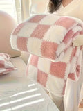 Soft Knit Polyester Blanket and Cozy Bed Throw