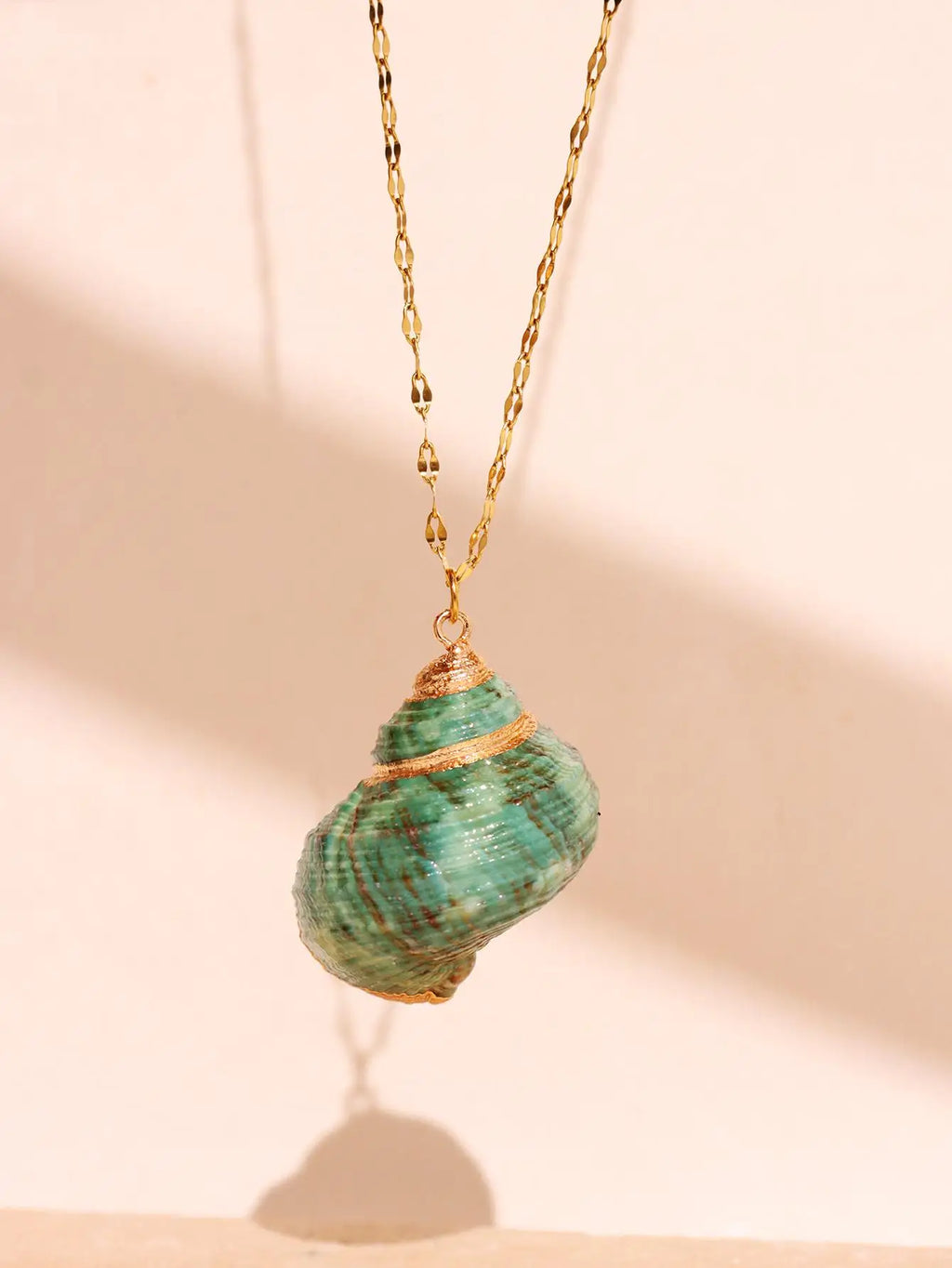 Women's Fashion Retro Gold-Tone Shell Layered Pendant Necklace