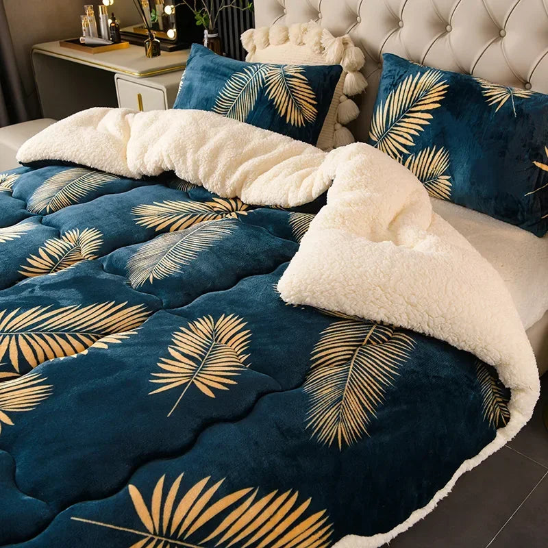 Thick Warm Fleece Quilt and Soft Fluffy Bedding Blanket