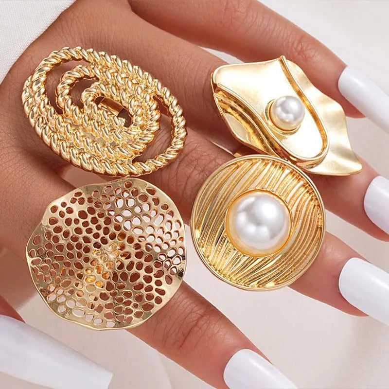 Women's Fashion Elegant Flower Pearl Hollow Geometric Ring Jewelry Set