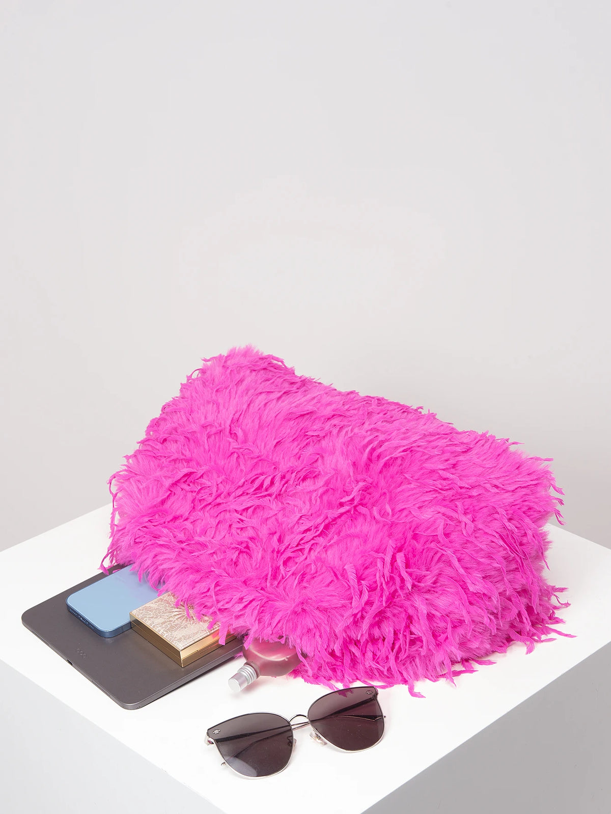 Y2K Faux Fur Kiss Lock Clutch Bag Women's Large Capacity