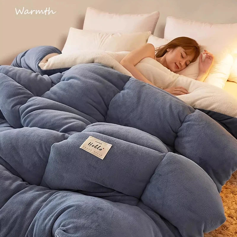 Thick Warm Velvet Quilt Blanket and Soft Lambswool Throw