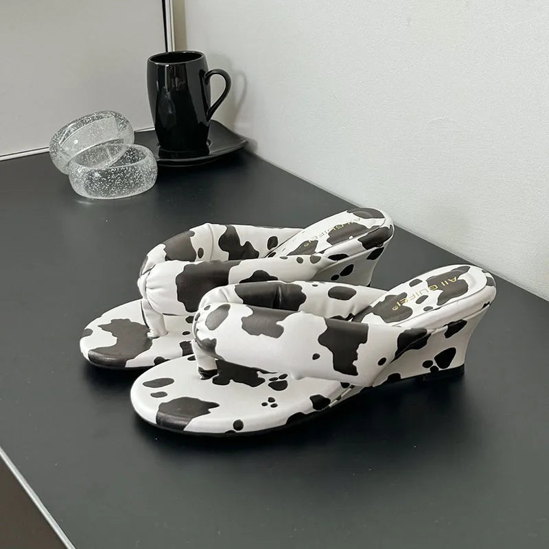Women's Flock Round Toe Wedge Slippers