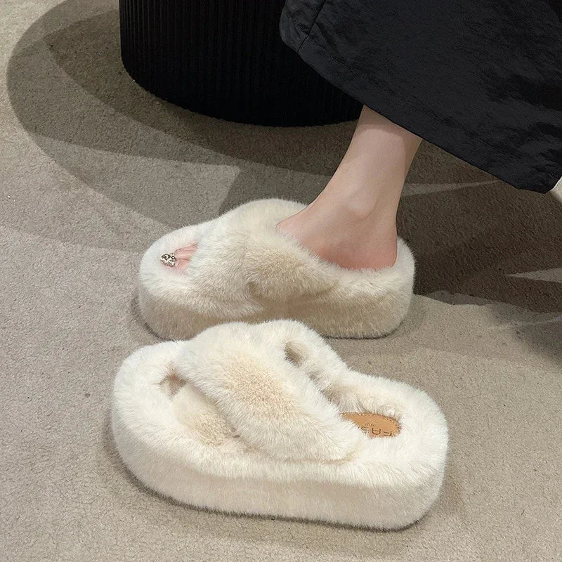Women's Faux Fur Platform Slippers Soft Plush Indoor House Shoes